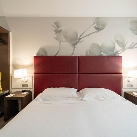 Hotel Villa Nabila Reggiolo Kültér fotó