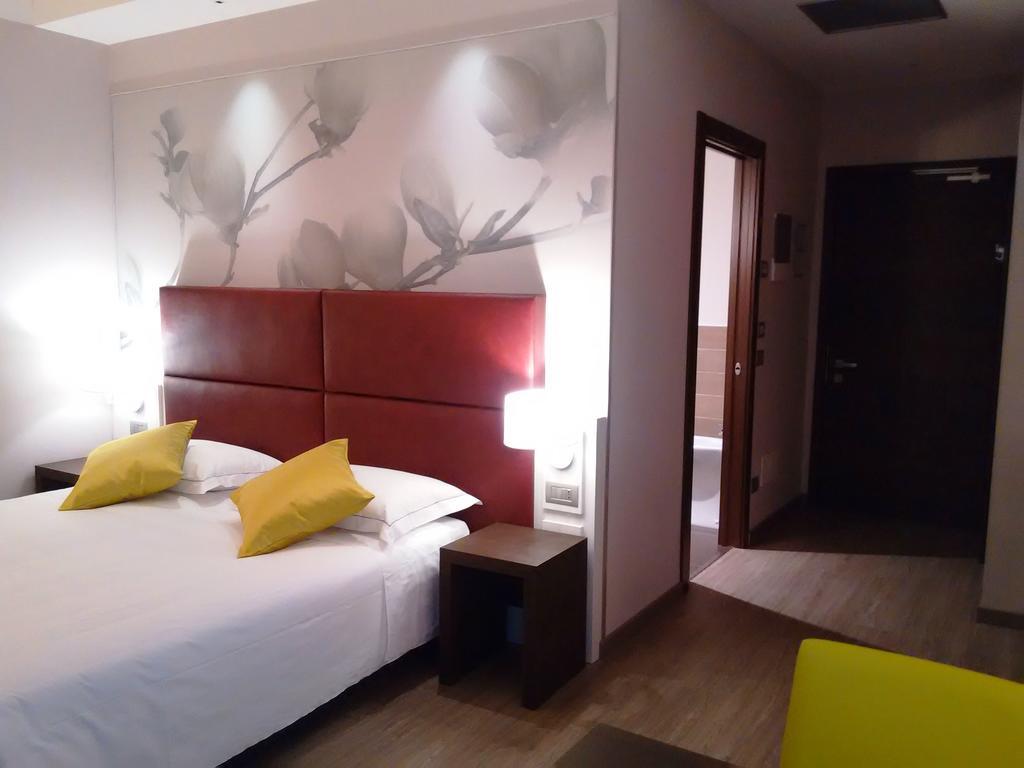 Hotel Villa Nabila Reggiolo Kültér fotó