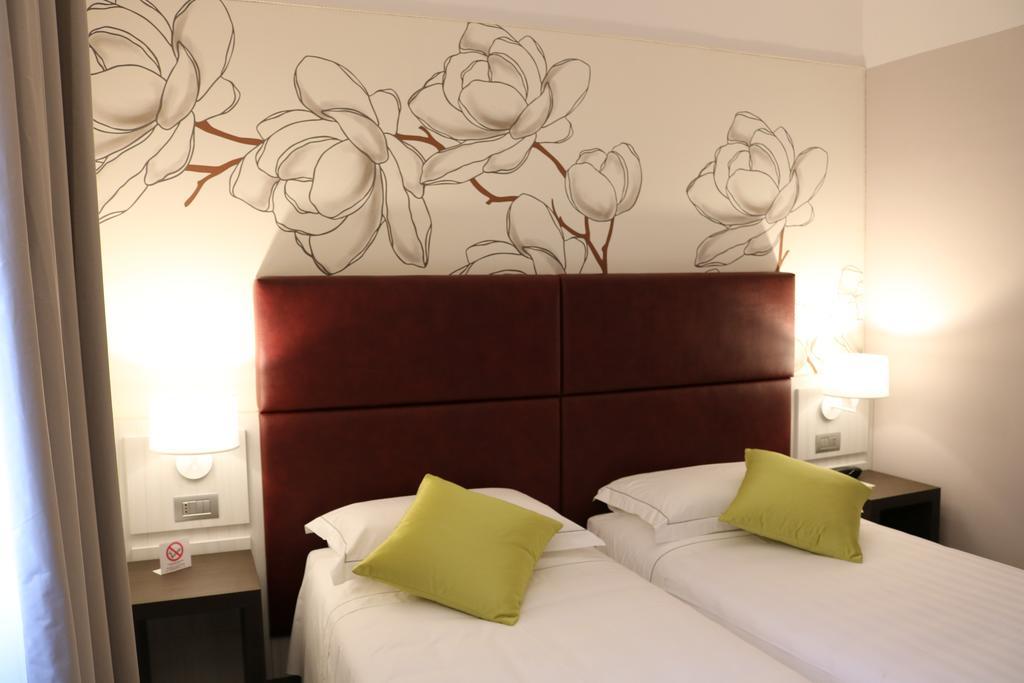 Hotel Villa Nabila Reggiolo Kültér fotó