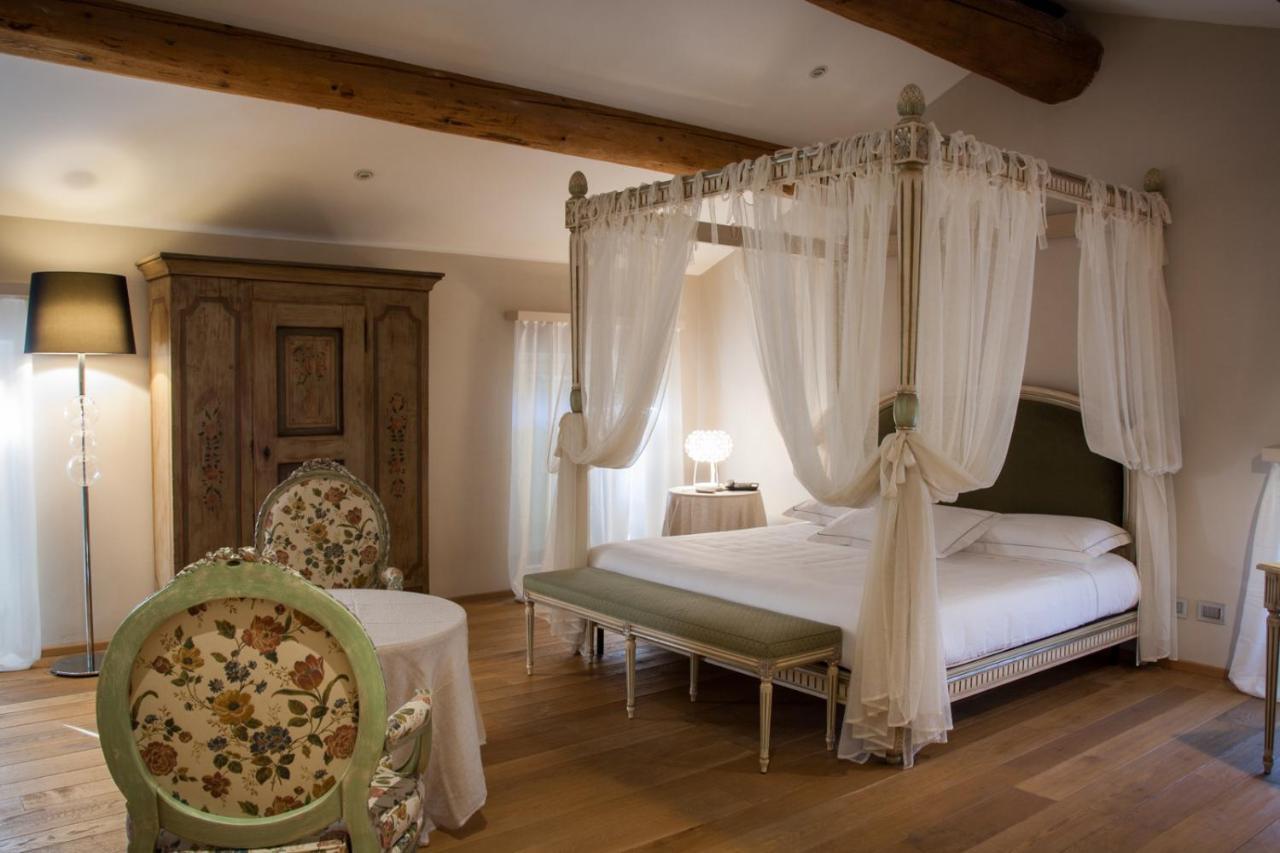 Hotel Villa Nabila Reggiolo Kültér fotó